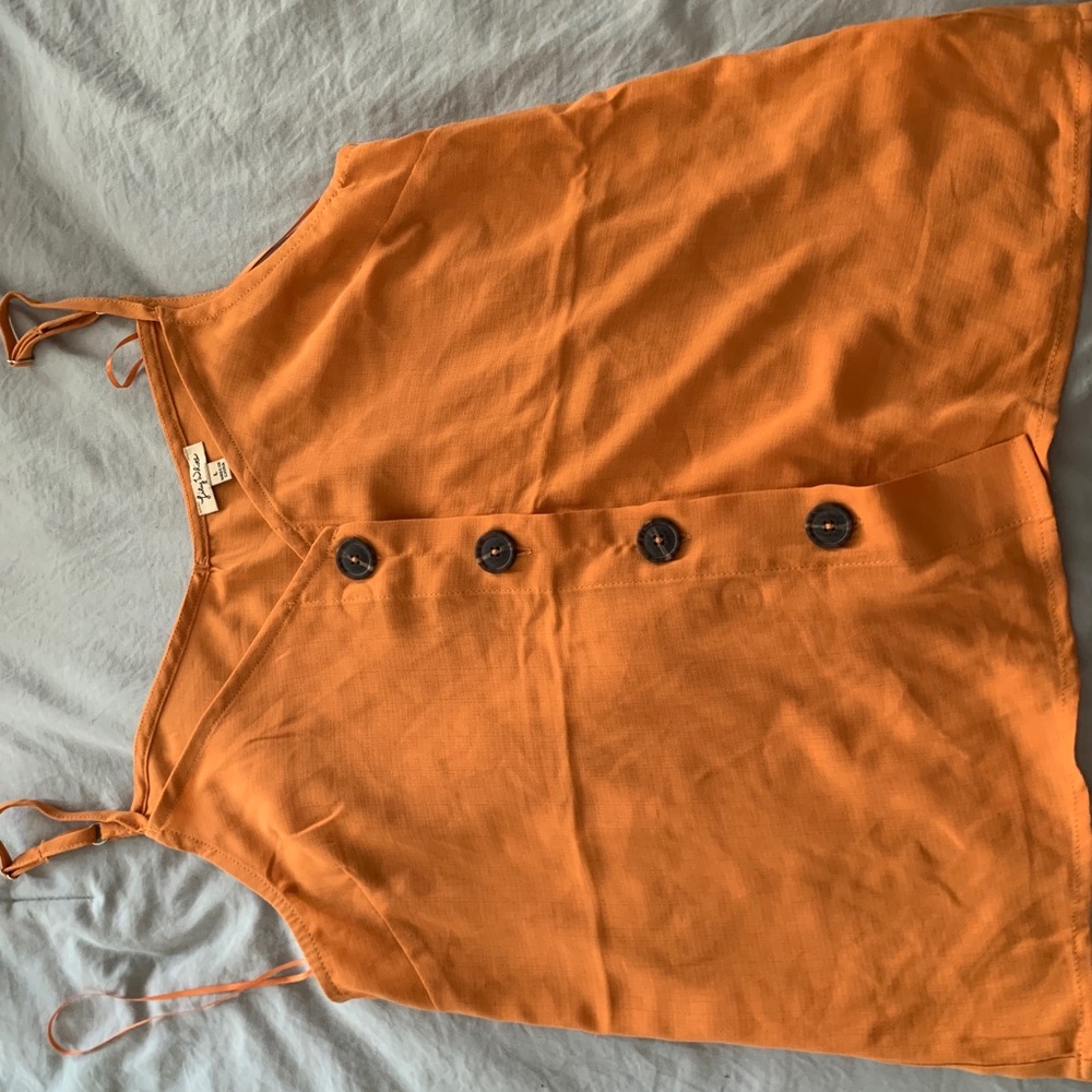 Mustard top